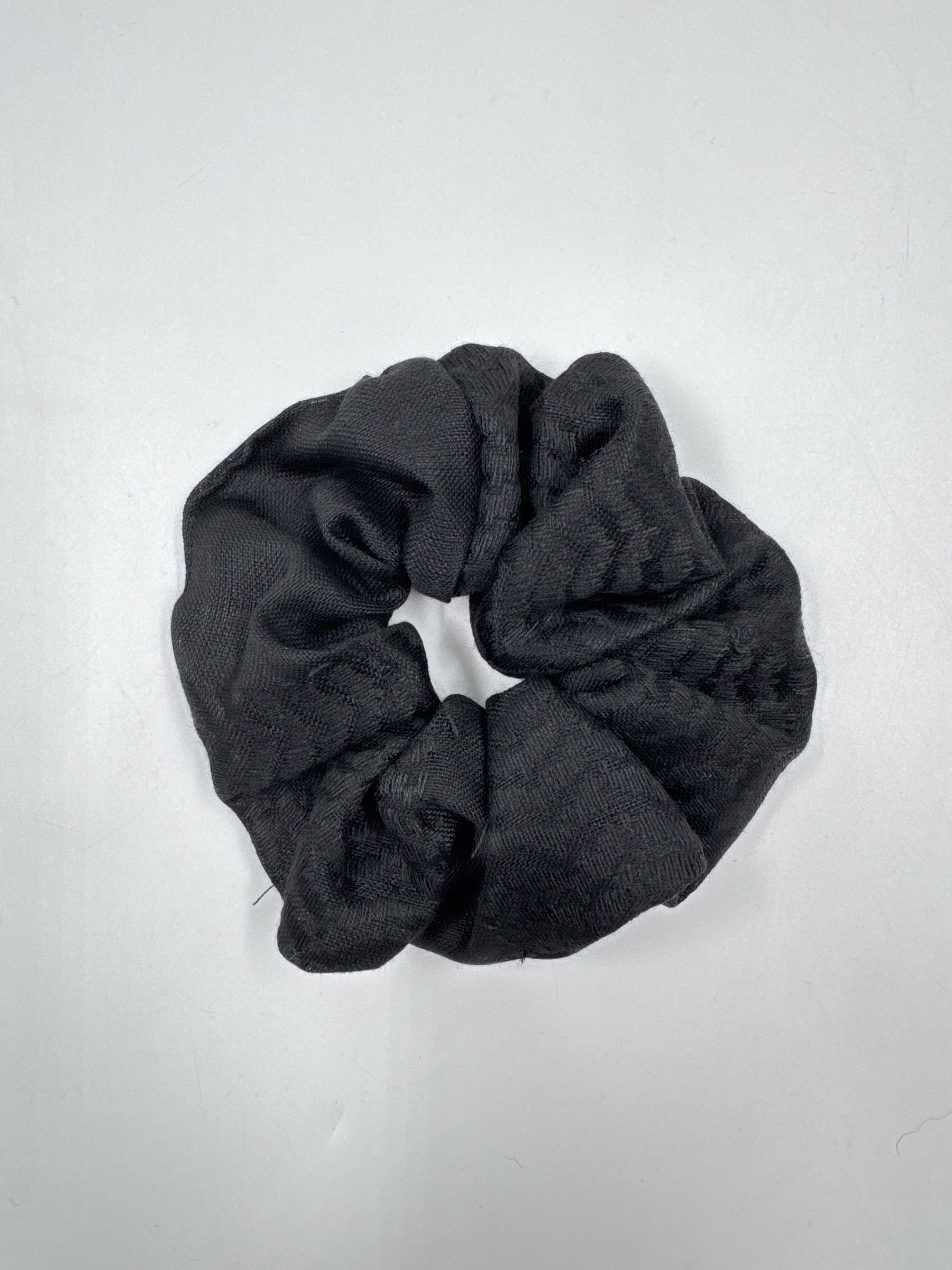 Hirbawi Scrunchie