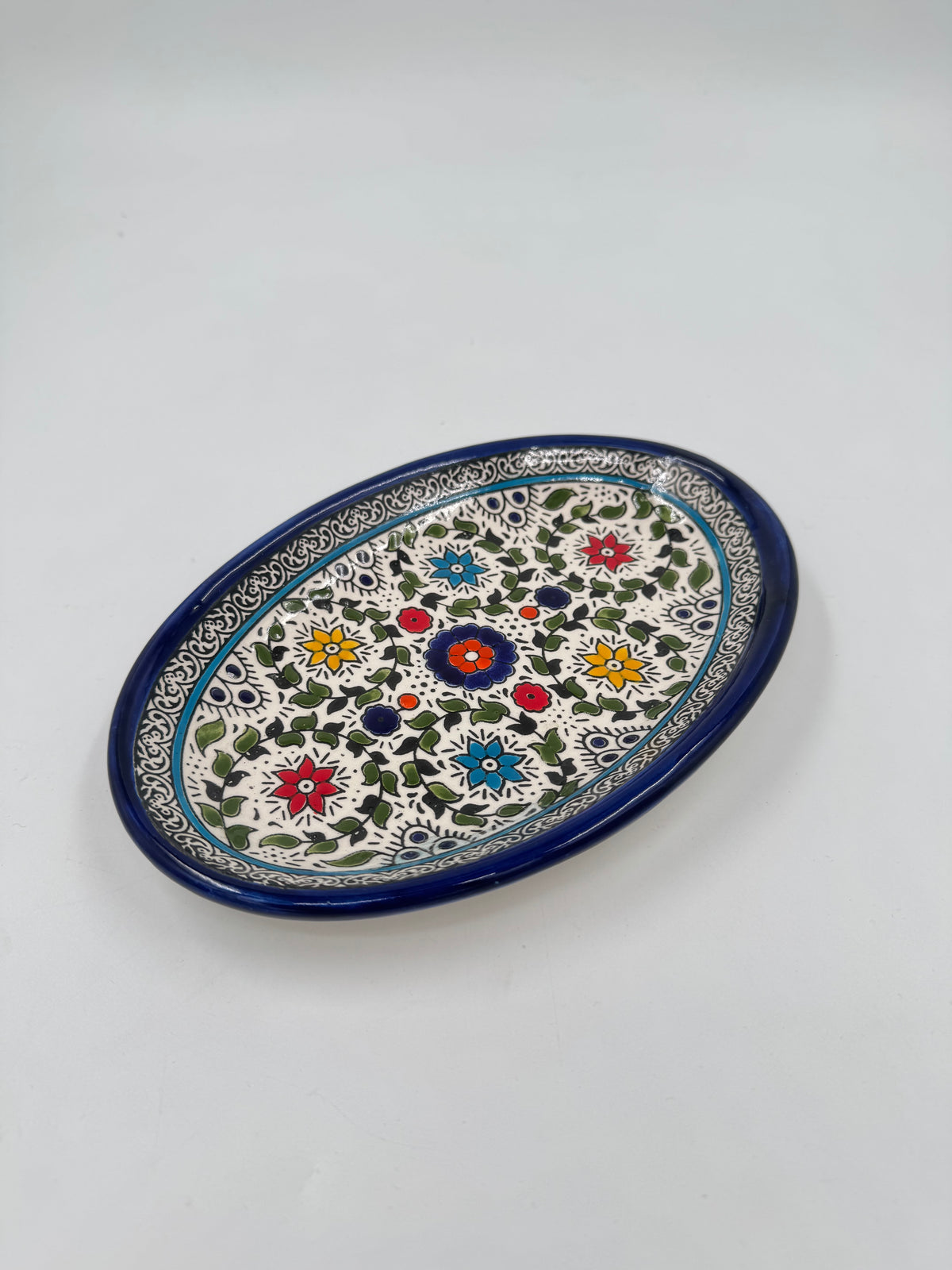 Oval Tray 22x15 cm