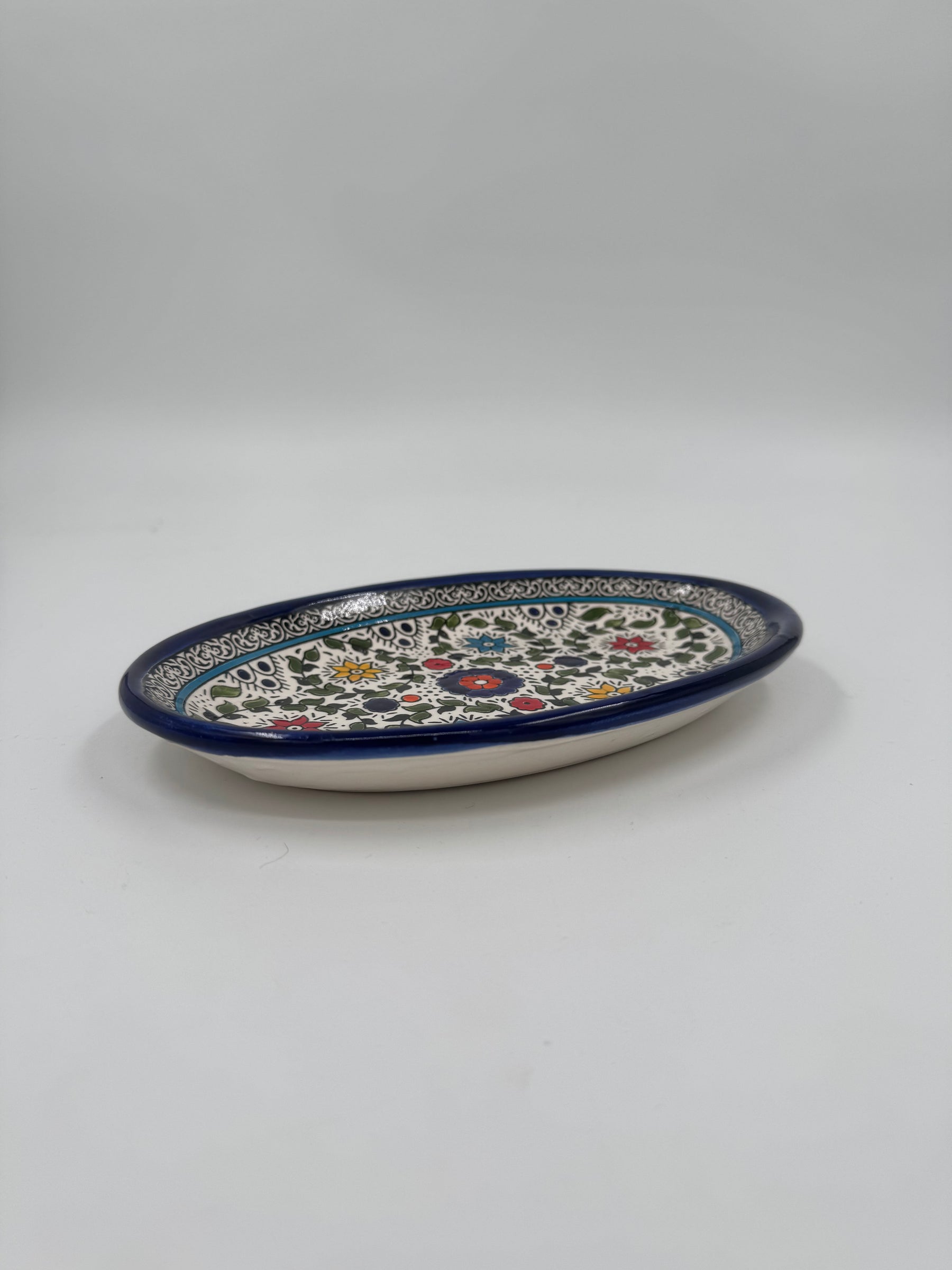 Oval Tray 22x15 cm