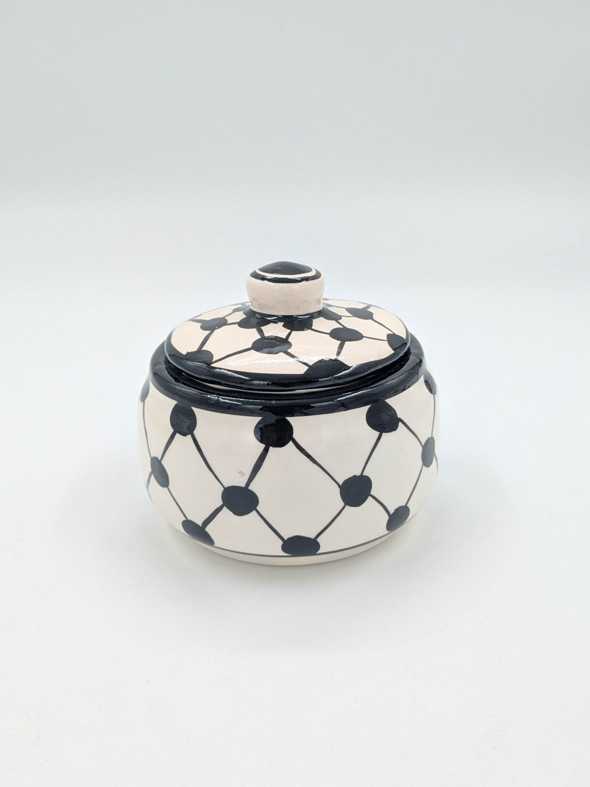 Vaso con coperchio - kuffiye