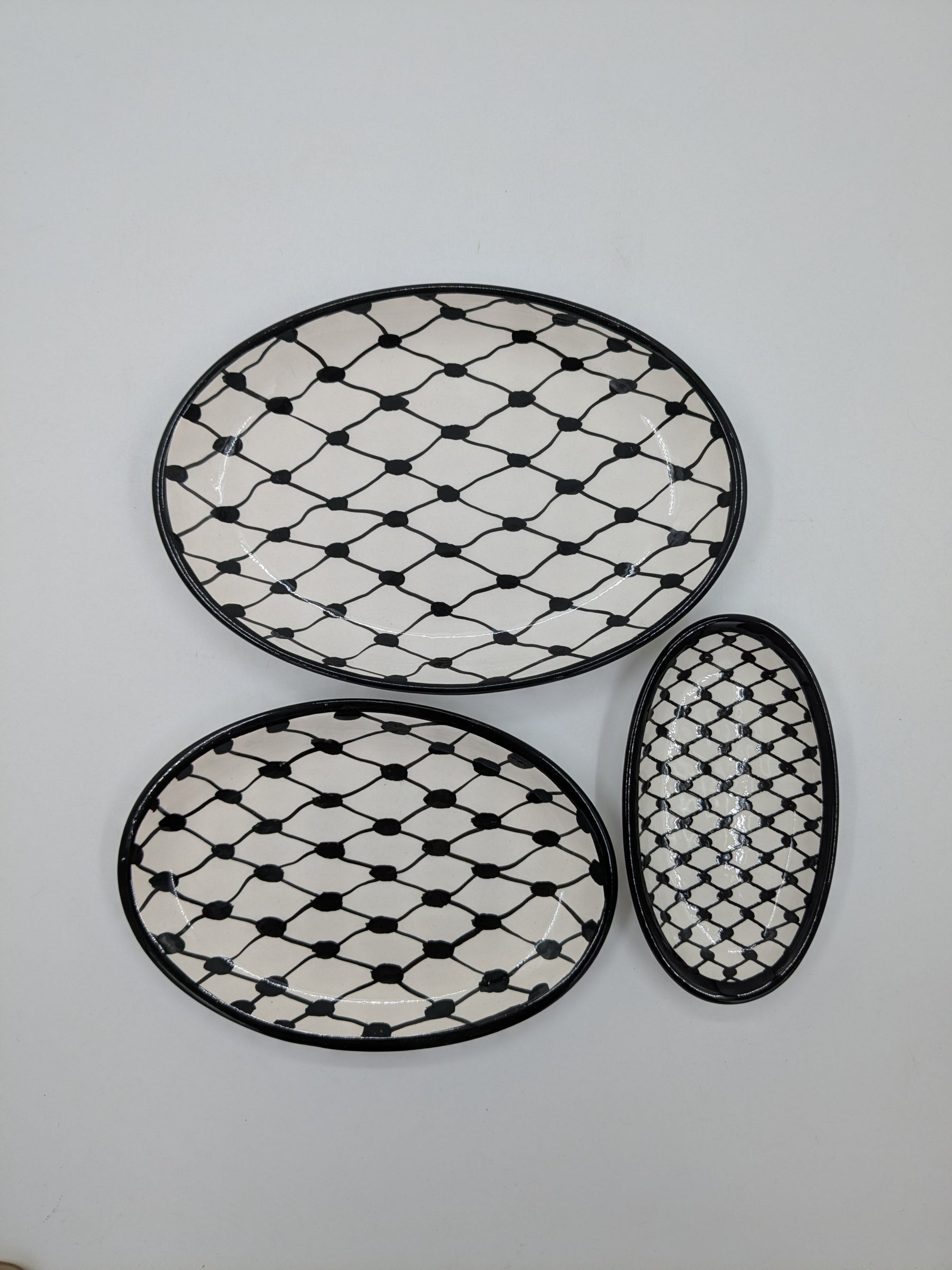 Oval serving dish - ramallah blue